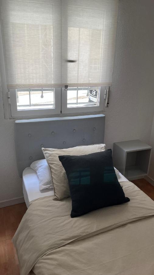 마드리드 Piso En Valdeacederas 아파트 외부 사진
