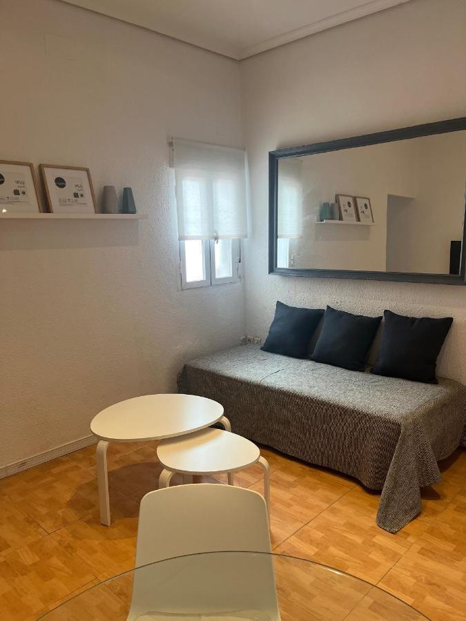 마드리드 Piso En Valdeacederas 아파트 외부 사진